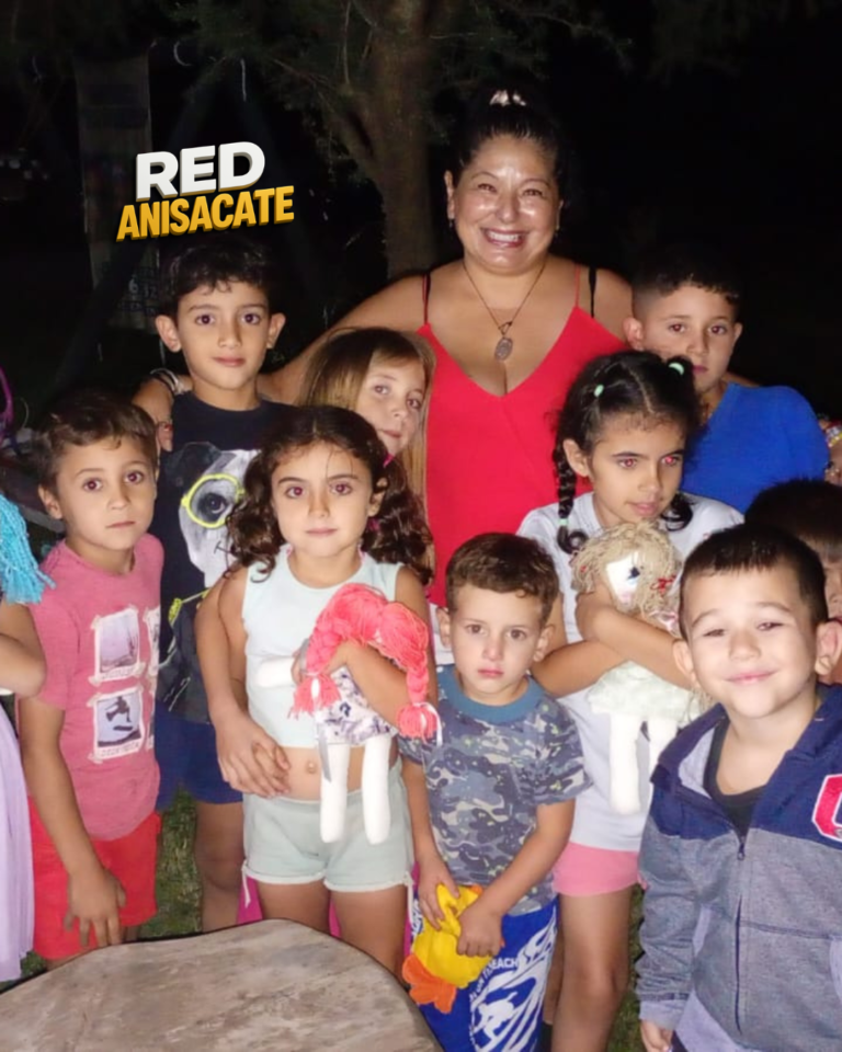 COLECTA SOLIDARIA EN ANISACATE: EL MERENDERO “LOS INDIECITOS” PIDE ÚTILES ESCOLARES Y DONACIONES PARA SEGUIR AYUDANDO A LOS NIÑOS